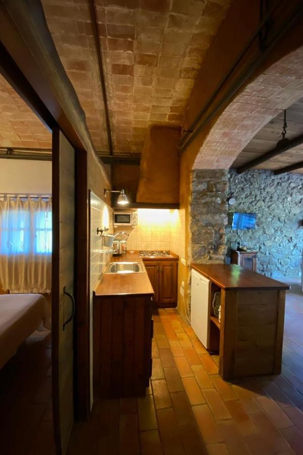 Hostal Mas Roquet Maçanet de Cabrenys Exterior foto